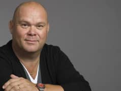 Paul de Leeuw eenmalig gastpresentator Langs de Lijn