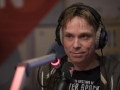 Matijn Nijhuis keert na maanden in thuisstudio weer terug in Radio 2-studio Matijn Nijhuis