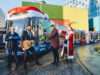 Kersttram van Sky Radio rijdt weer door Amsterdam