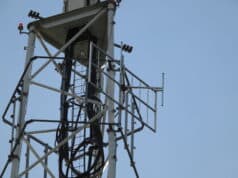 Radio4All heeft al zijn FM-zenders aangezet Een FM-antenne van Radio4All