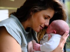 Marieke Elsinga bevallen van dochter Marieke Elsinga en haar dochtertje Noa