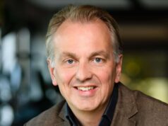 Lucien Brouwer volgt Frederieke Leeflang tijdelijk op als voorzitter NPO