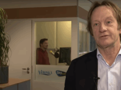 Arnoud Broekhuis stopt na 45 jaar met files lezen op de radio