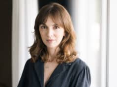 Saskia Houttuin volgt Frank Renout op als NOS-correspondent in Frankrijk Saskia Houttuin